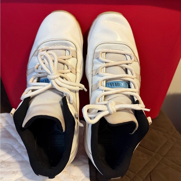 Jordan 11 Low “Legend Blue” - Picture 6 of 6